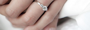 une bague de fiançailles